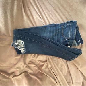 Hollister ripped skinny jeans